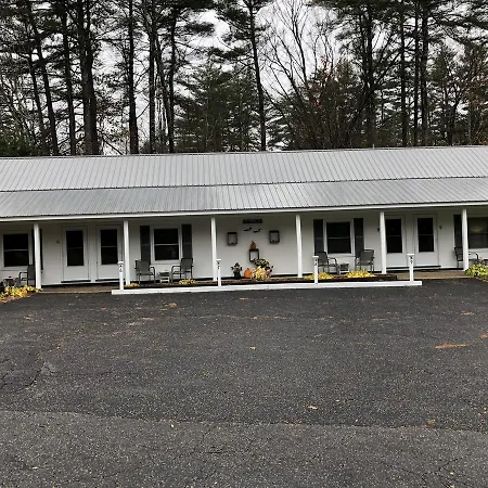 Grady'S West Shore Motel